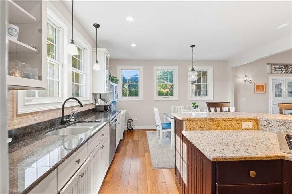 Single Family Residence at 14 Mary Lou Avenue, Westerly, photo 10 of 50