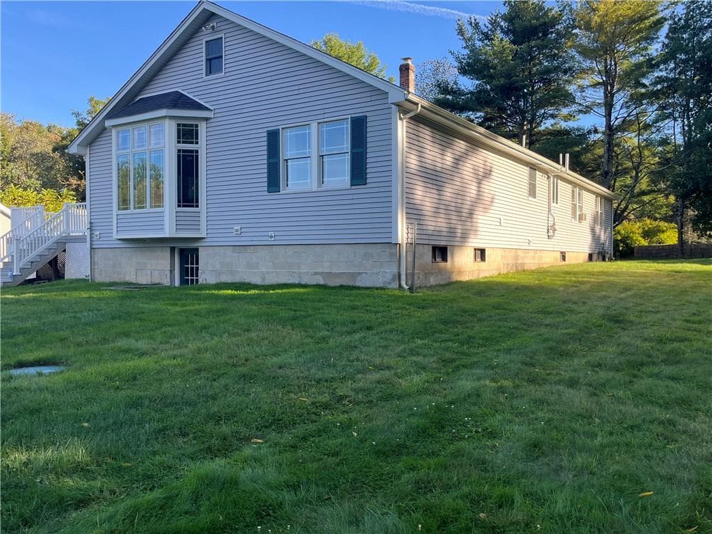 Single Family Residence at 515 Wallum Lake Road, Burrillville, photo 6 of 42