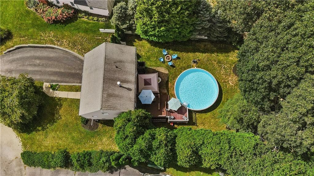 Single Family Residence at 270 Weathervane Road, South Kingstown, photo 49 of 50