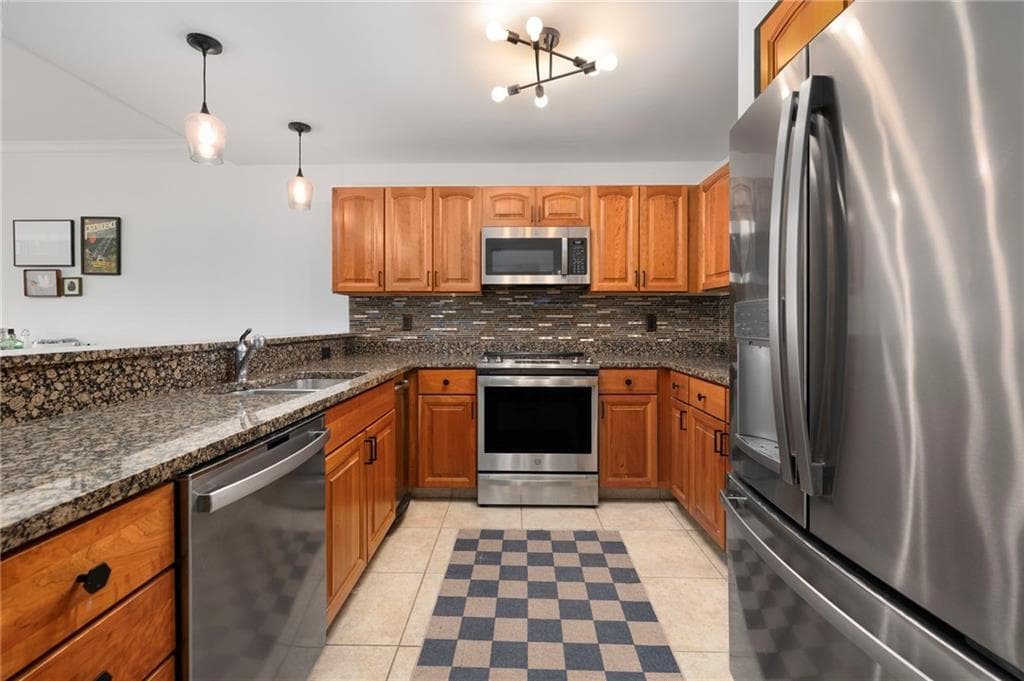 Condominium at 333 Atwells Avenue UNIT 202, Providence, photo 5 of 37