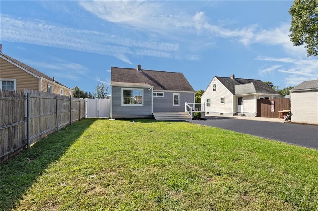Single Family Residence at 37 Vera Street, Warwick, photo 42 of 50