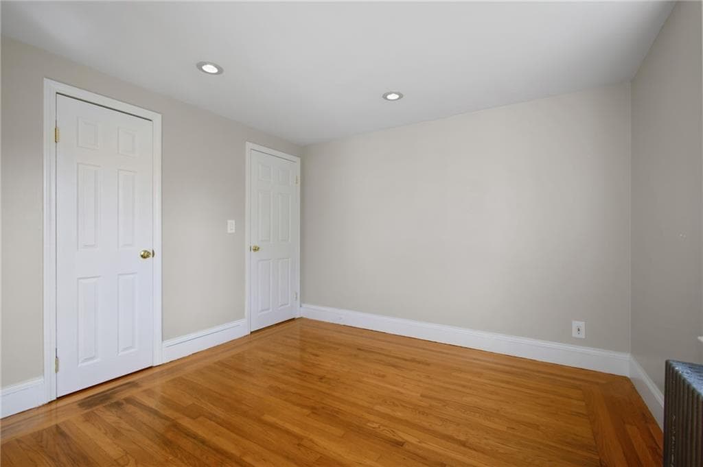 Single Family Residence at 37 Vera Street, Warwick, photo 16 of 50