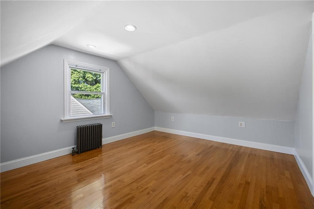 Single Family Residence at 37 Vera Street, Warwick, photo 26 of 50