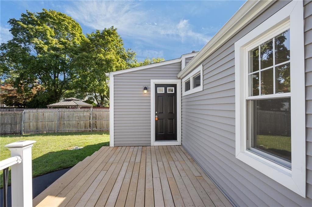 Single Family Residence at 37 Vera Street, Warwick, photo 38 of 50