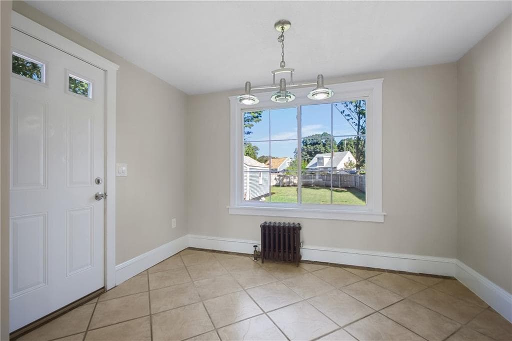 Single Family Residence at 37 Vera Street, Warwick, photo 19 of 50