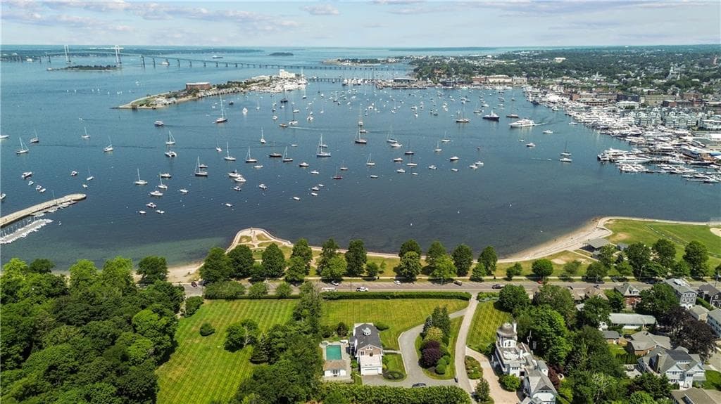 Single Family Residence at 1 Harbor View Drive, Newport, photo 12 of 50