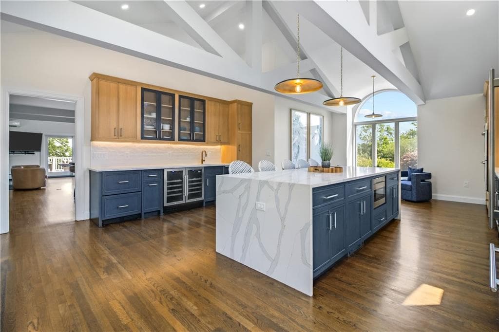Single Family Residence at 1 Harbor View Drive, Newport, photo 22 of 50