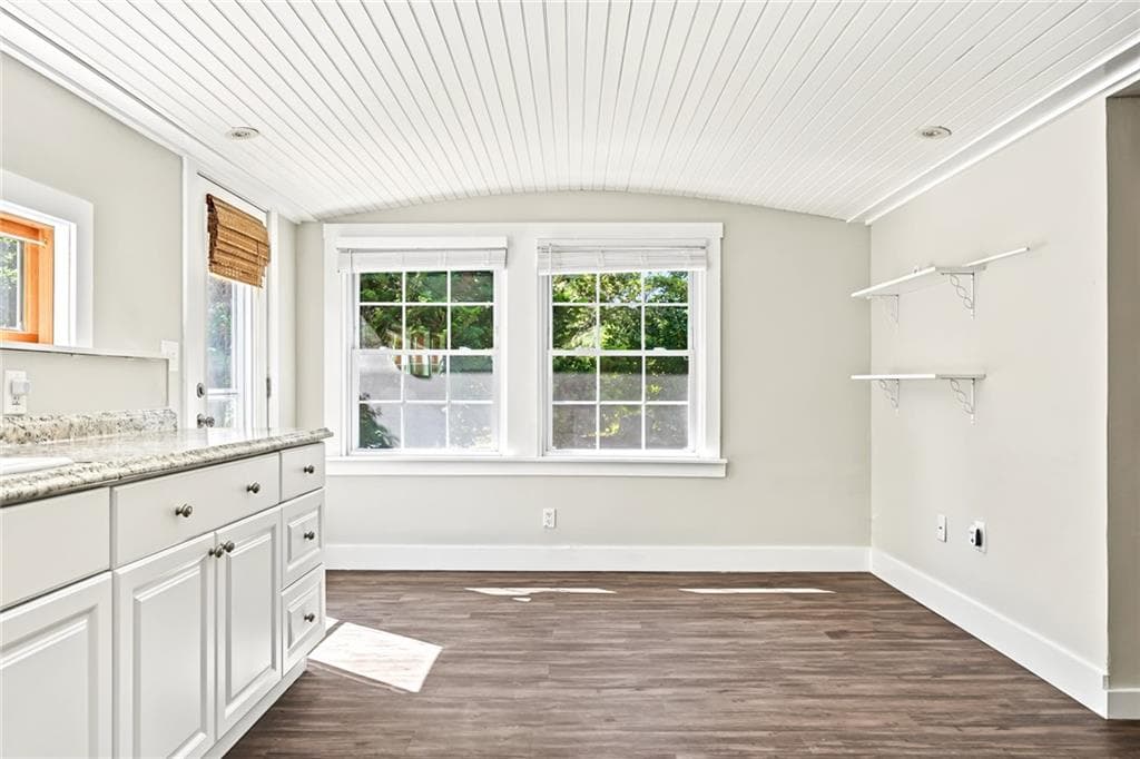 Single Family Residence at 477 South Road, South Kingstown, photo 32 of 47