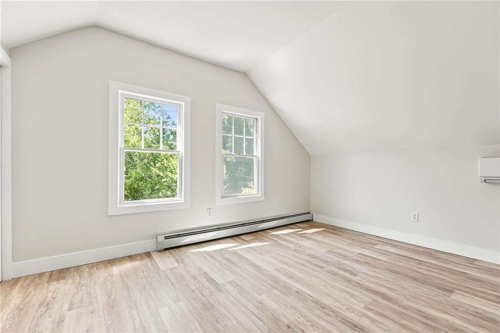 Single Family Residence at 477 South Road, South Kingstown, photo 14 of 47