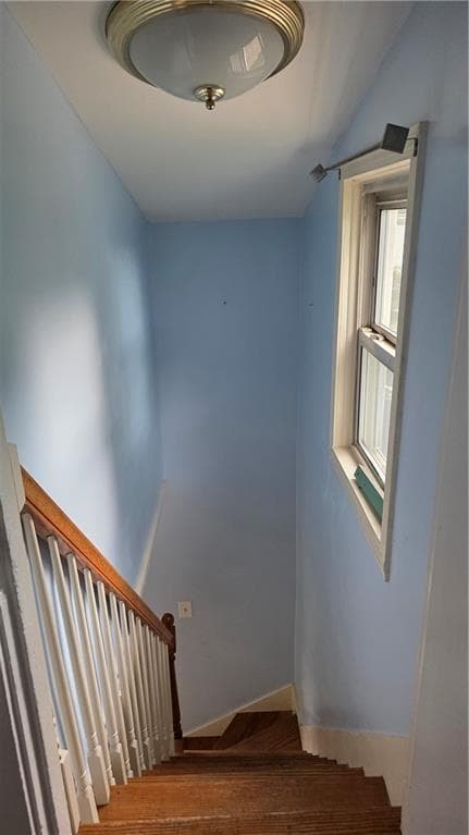 Single Family Residence at 18 Glen Street, East Providence, photo 13 of 29