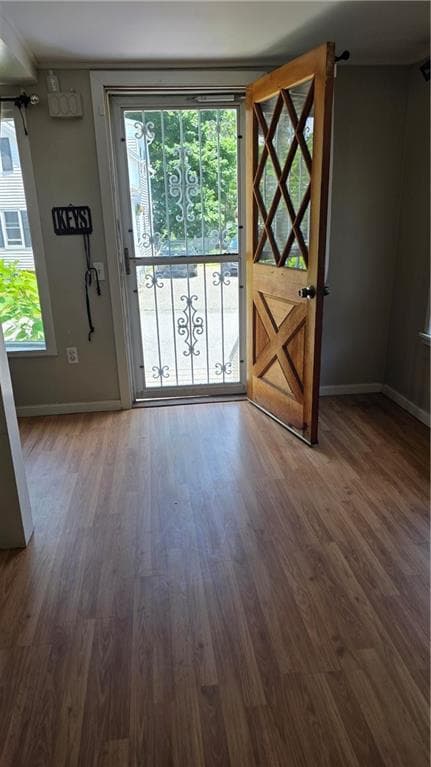 Single Family Residence at 18 Glen Street, East Providence, photo 5 of 29
