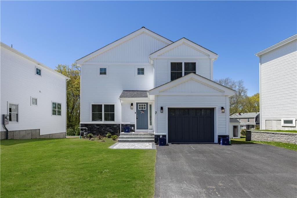Single Family Residence at 9 Stoneridge Road, Smithfield, photo 45 of 45