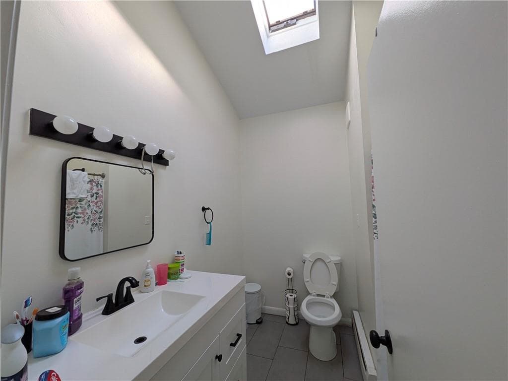 Multi Family at 208 210 Greeley Street, Providence, photo 13 of 25