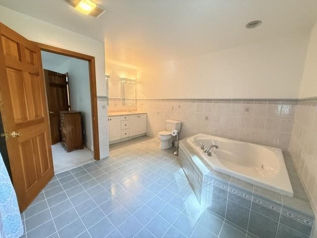 Single Family Residence at 22 South Drive, Westerly, photo 22 of 35