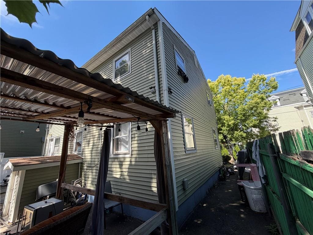 Single Family Residence at 98 Mission Place, Providence, photo 3 of 23