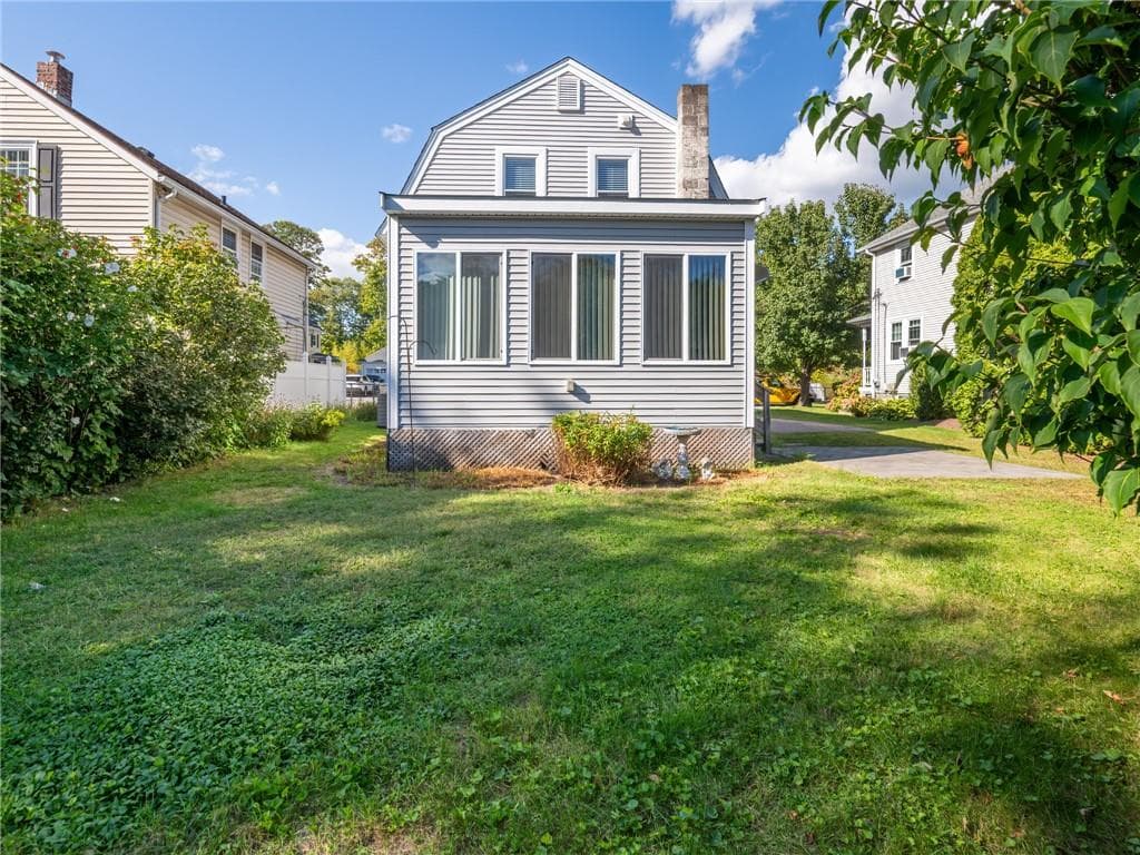 Single Family Residence at 17 Catalpa Avenue, East Providence, photo 30 of 34
