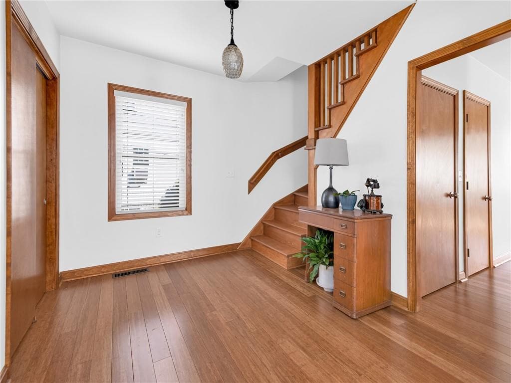 Single Family Residence at 17 Catalpa Avenue, East Providence, photo 4 of 34