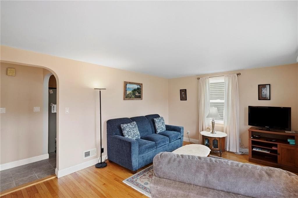 Single Family Residence at 22 Larchmere Drive, East Providence, photo 14 of 30