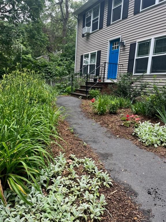 Single Family Residence at 85 Shattock Avenue, Warwick, photo 3 of 32