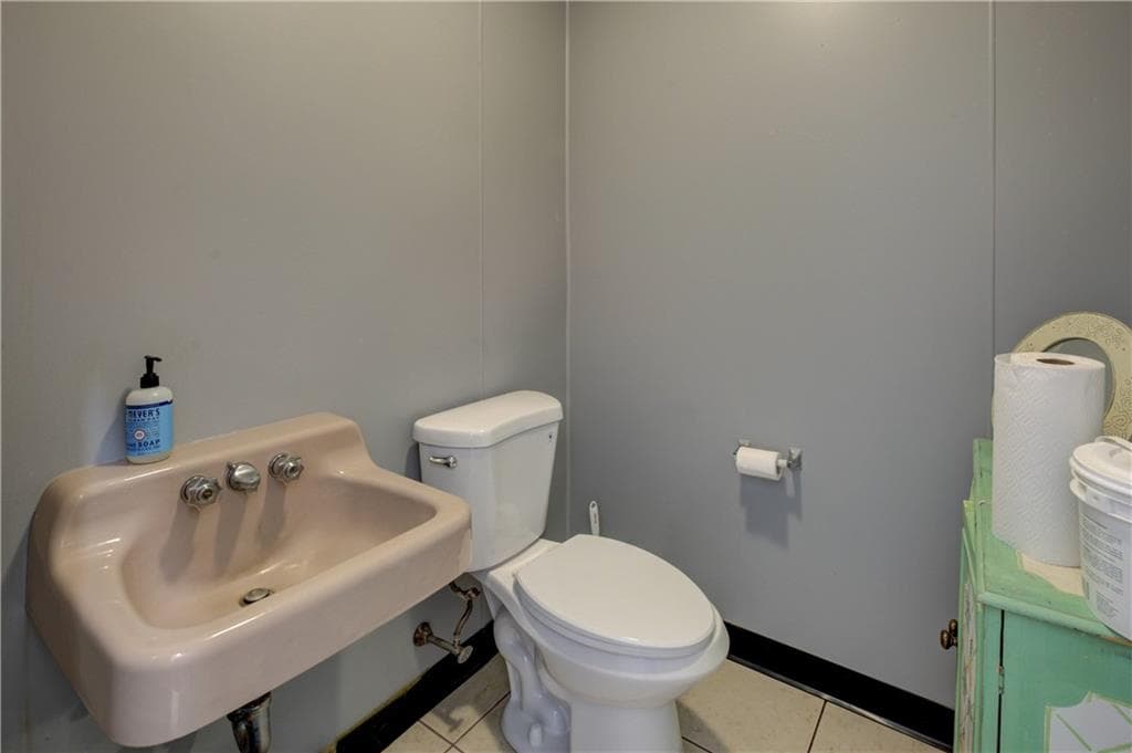 Commercial at 257 Warren Avenue, East Providence, photo 15 of 22