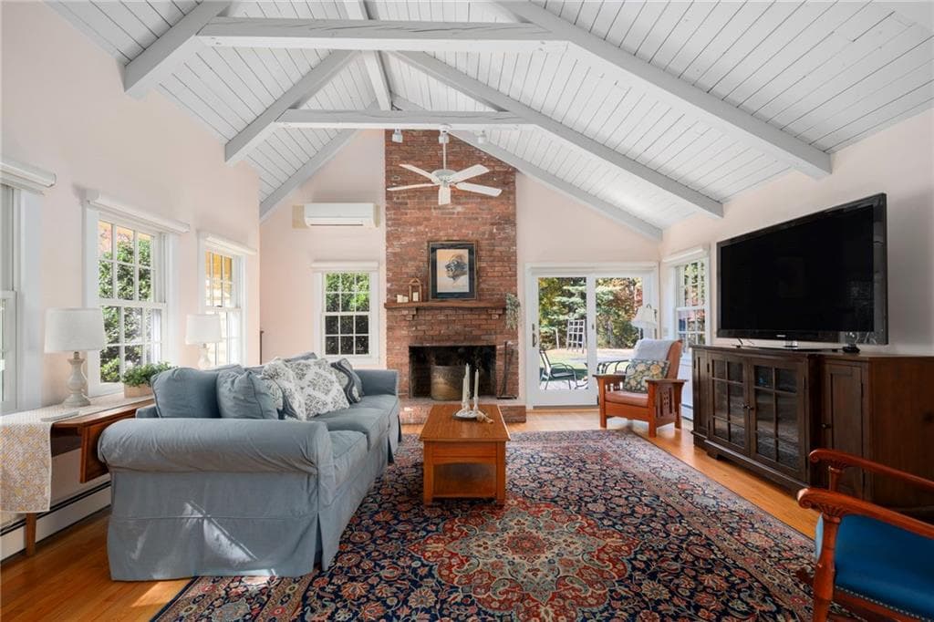 Single Family Residence at 941 Carrs Pond Road, East Greenwich, photo 13 of 50