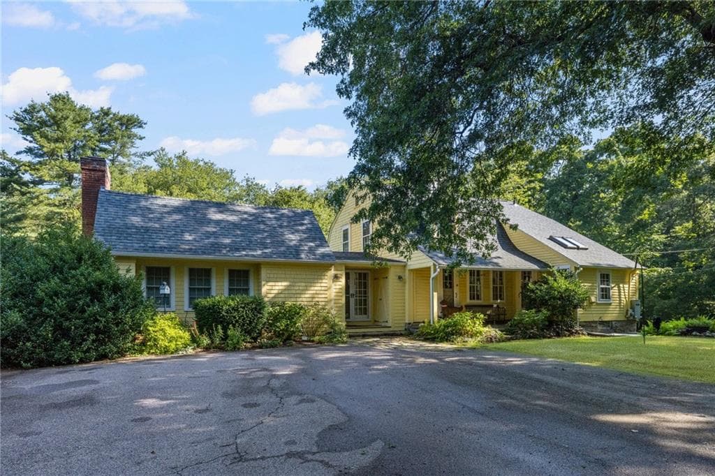 Single Family Residence at 941 Carrs Pond Road, East Greenwich, photo 48 of 50