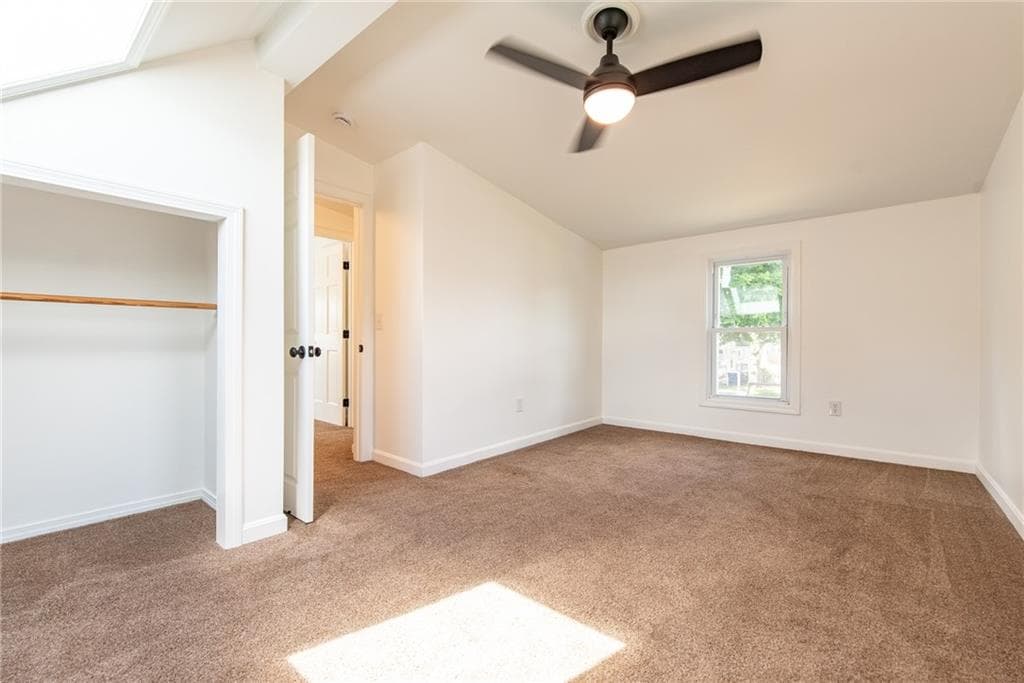 Single Family Residence at 15 Gage Street, Warwick, photo 16 of 31