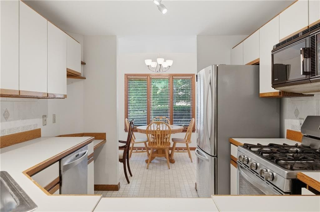Condominium at 80 Fisher Road UNIT 46, Cumberland, photo 13 of 49