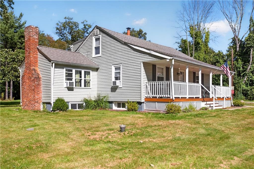 Single Family Residence at 251 Buxton Street, North Smithfield, photo 4 of 50