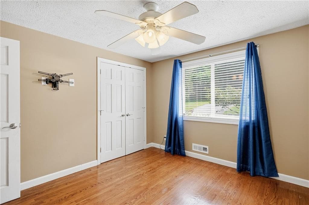 Single Family Residence at 20 Moswansicut Drive, Johnston, photo 22 of 43