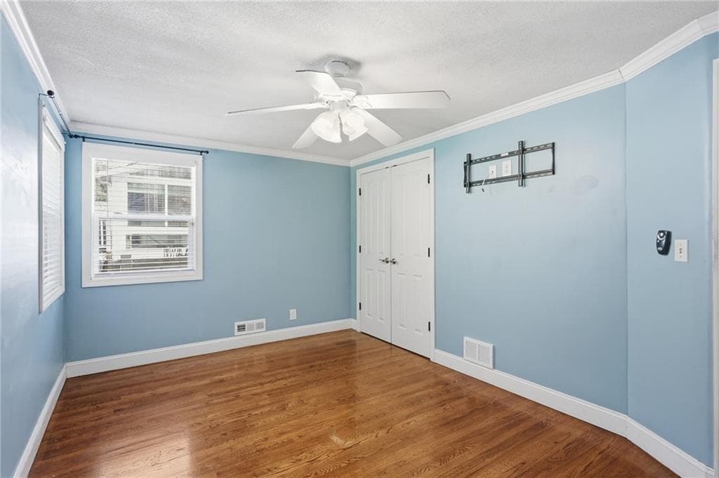 Single Family Residence at 20 Moswansicut Drive, Johnston, photo 28 of 43