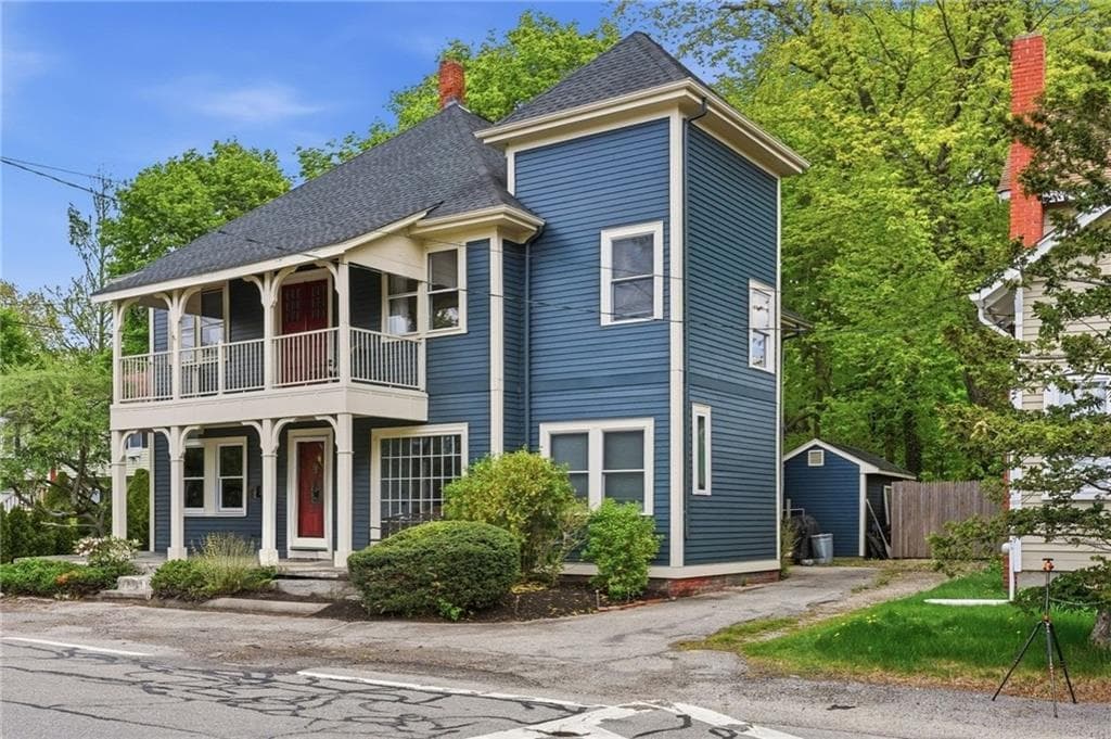 Multi Family at 192 Washington Road, Barrington, photo 2 of 39
