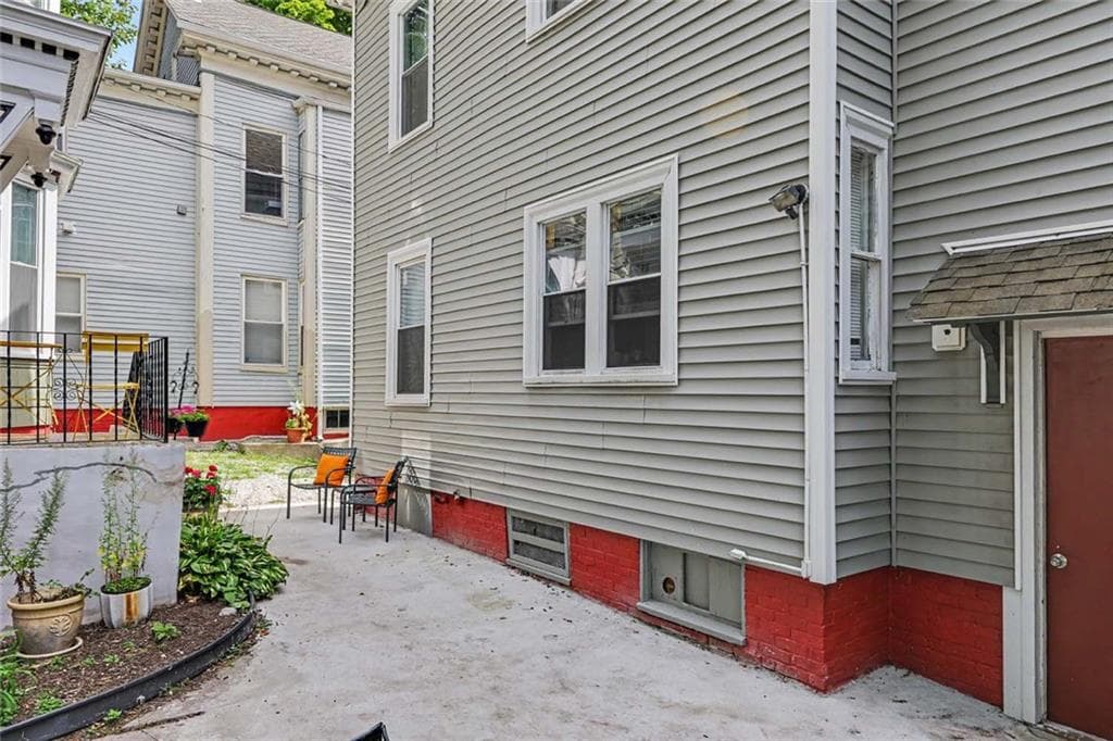 Commercial at 84 88 Doyle Avenue, Providence, photo 12 of 50