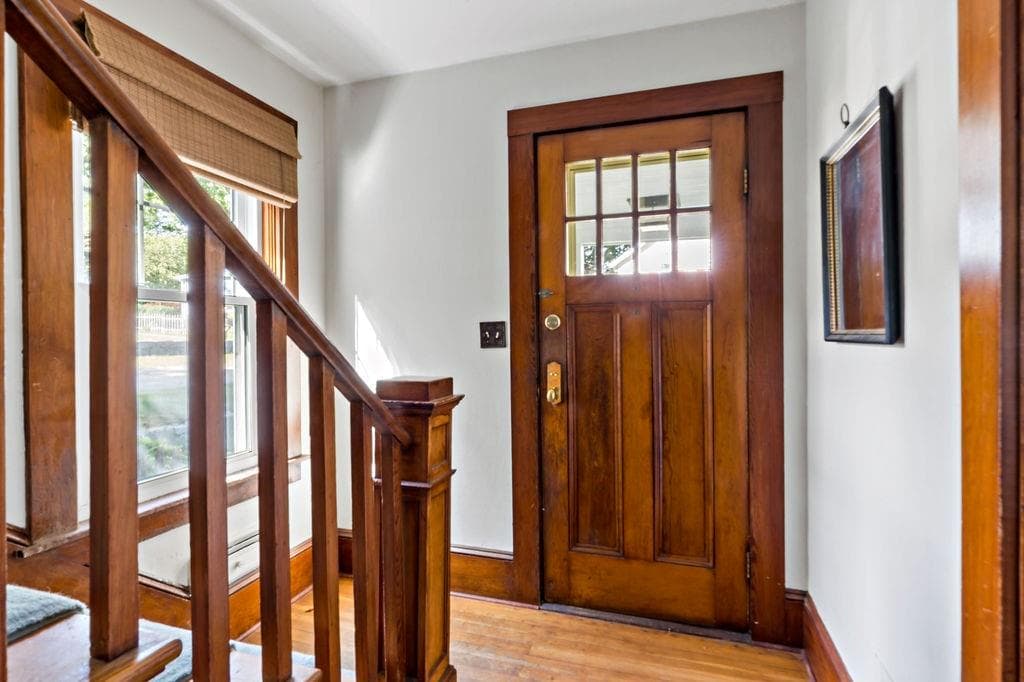 Single Family Residence at 66 Schaeffer Street, South Kingstown, photo 17 of 32