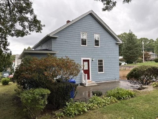 Single Family Residence at 67 Aberdeen Street, West Warwick, photo 2 of 24