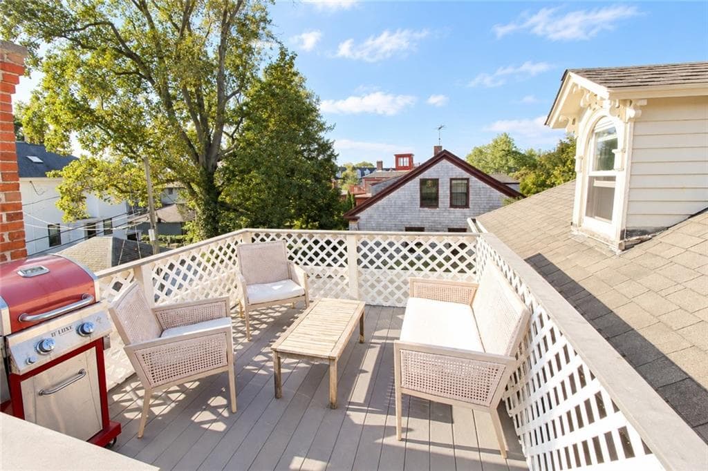 Condominium at 9 Whitfield Place UNIT 5, Newport, photo 26 of 27