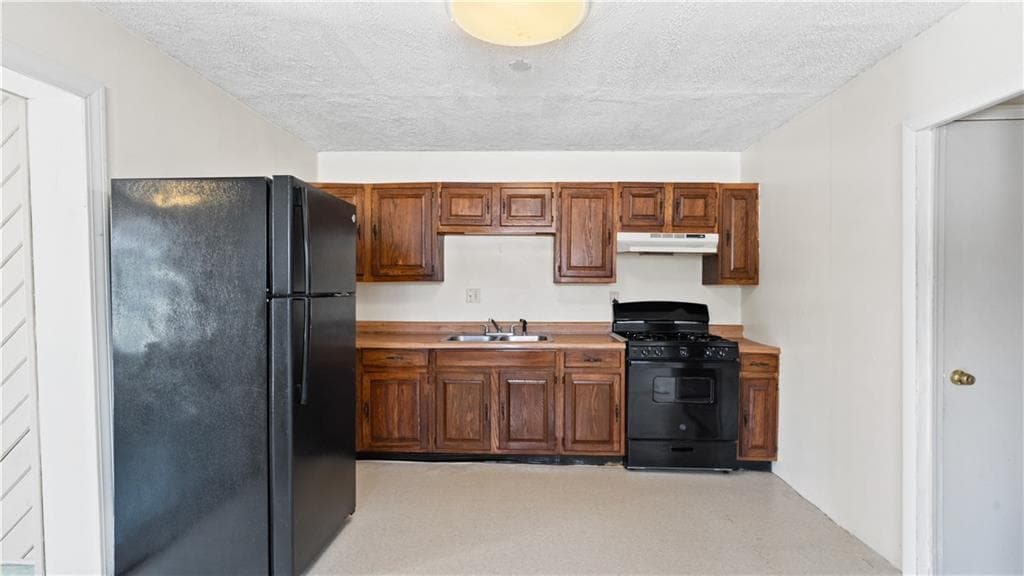 Multi Family at 499 Park Avenue, Portsmouth, photo 10 of 36