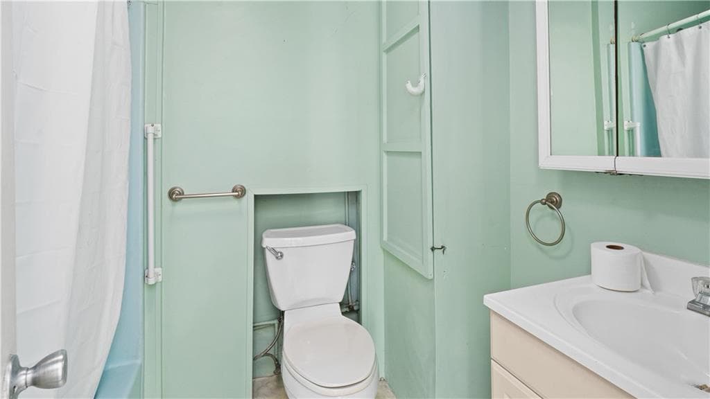 Multi Family at 499 Park Avenue, Portsmouth, photo 8 of 36