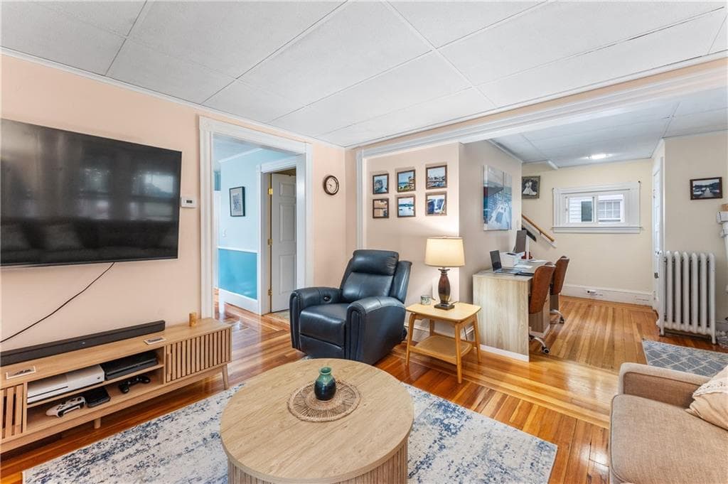 Single Family Residence at 34 Kent Avenue, East Providence, photo 11 of 37