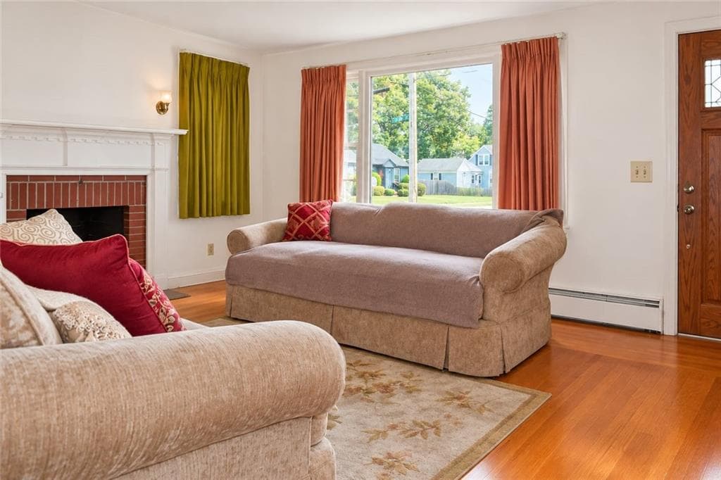 Single Family Residence at Single Family Residence, West Warwick, photo 9 of 34