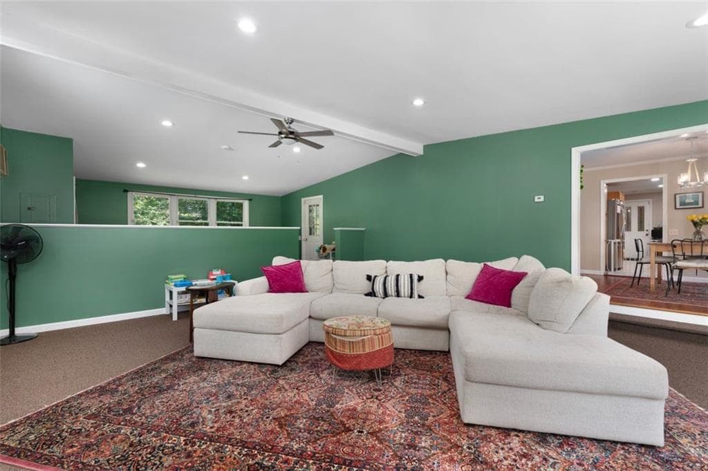 Single Family Residence at 120 Old Mountain Trail, Richmond, photo 13 of 47