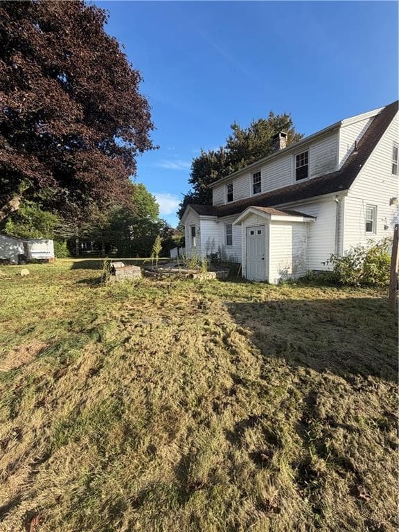 Single Family Residence at 12 Canob Lane, Richmond, photo 12 of 13