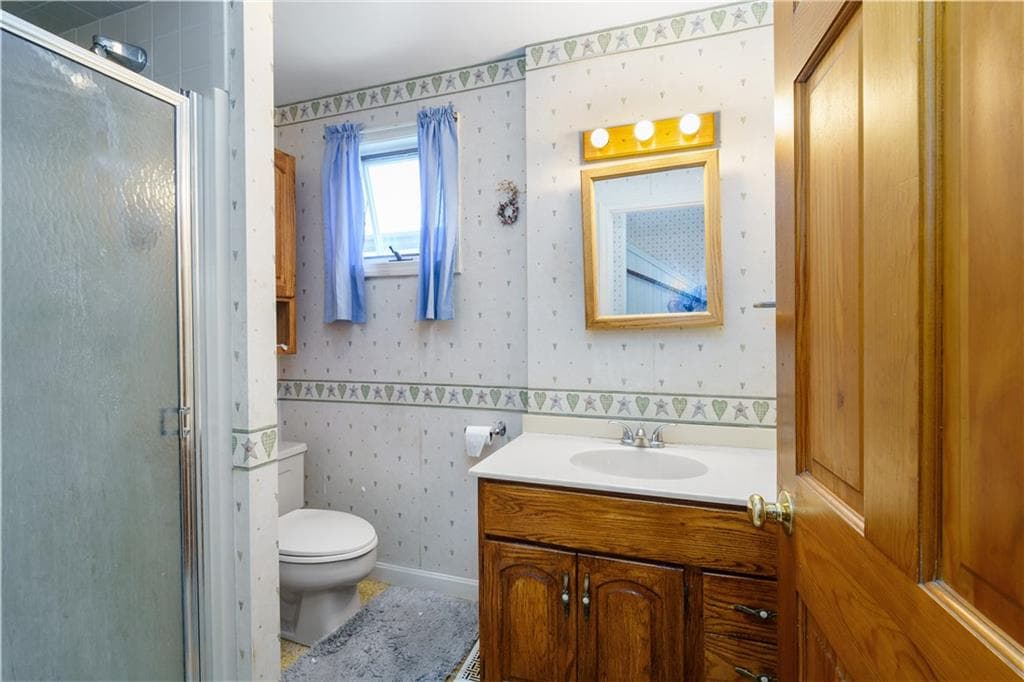 Single Family Residence at 197 Laurens Street, Cranston, photo 13 of 29