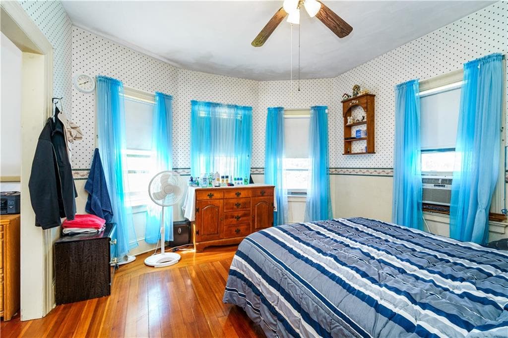 Single Family Residence at 197 Laurens Street, Cranston, photo 8 of 29