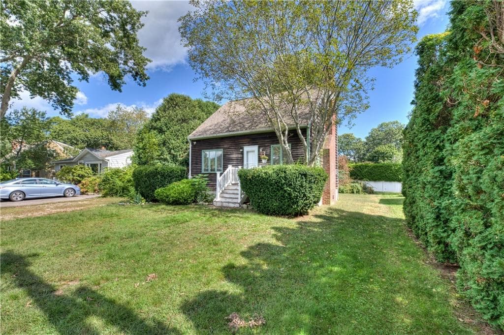 Single Family Residence at 73 South River Drive, Narragansett, photo 3 of 30