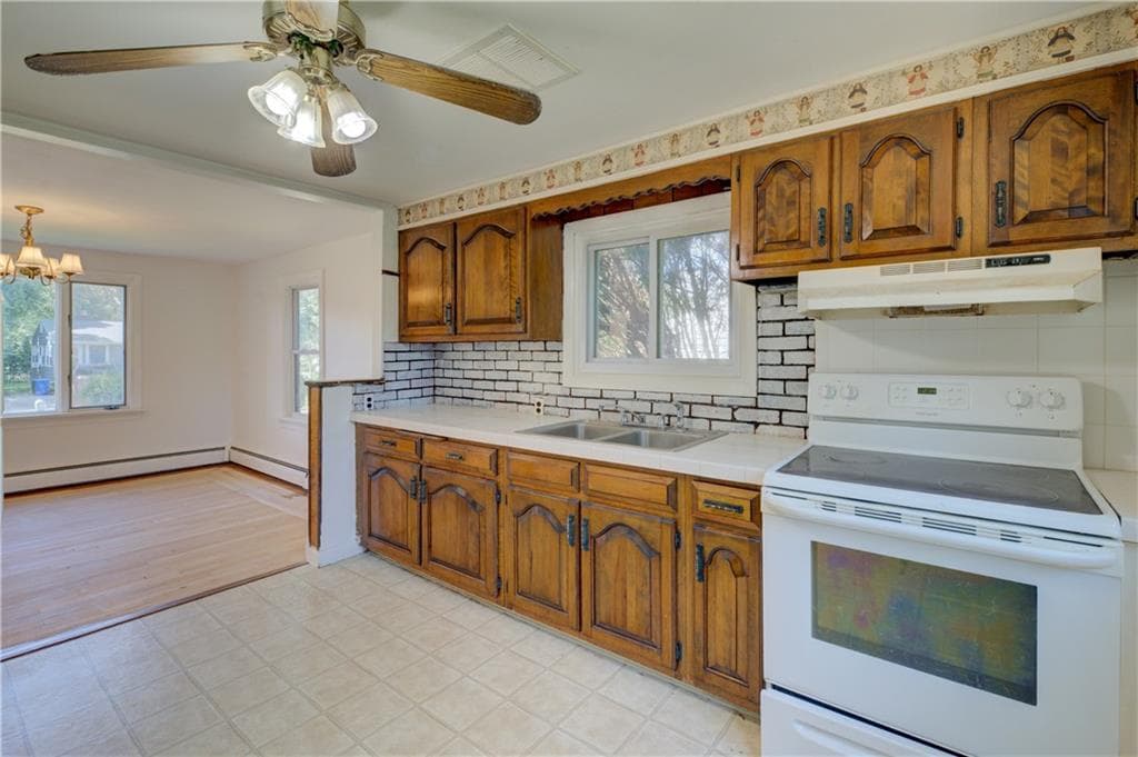 Single Family Residence at 73 South River Drive, Narragansett, photo 5 of 30