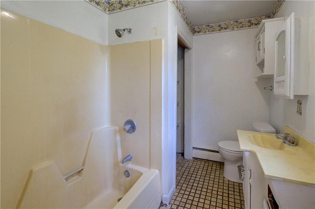 Single Family Residence at 73 South River Drive, Narragansett, photo 14 of 30