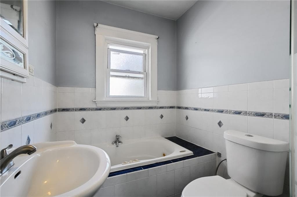 Multi Family at 30 Cliffdale Avenue, Cranston, photo 18 of 26