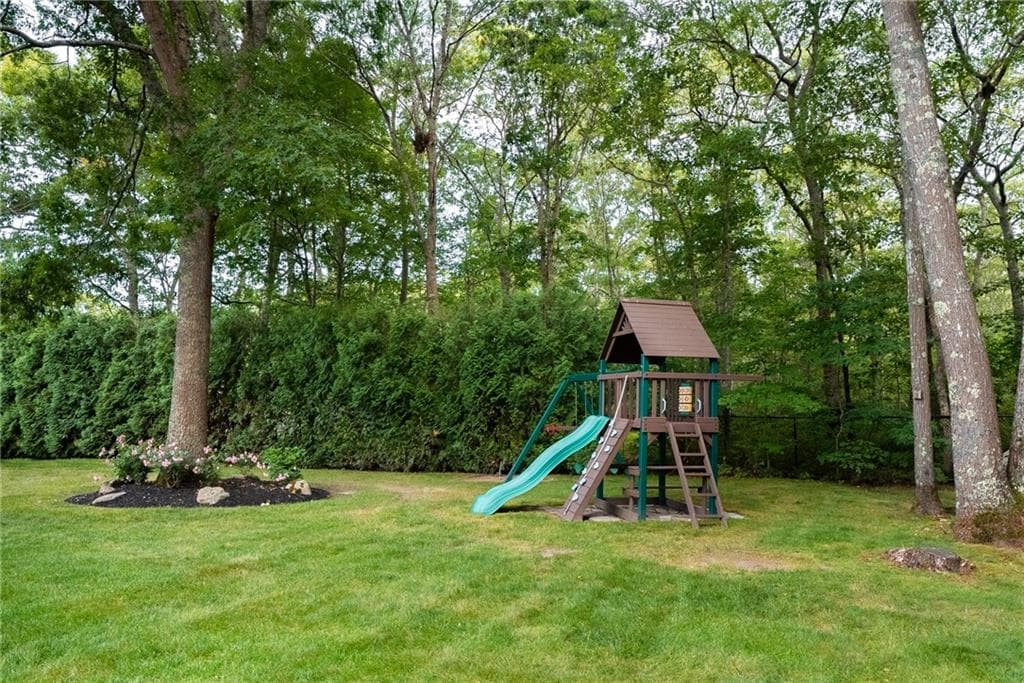 Single Family Residence at 40 Lazywood Lane, Tiverton, photo 38 of 40