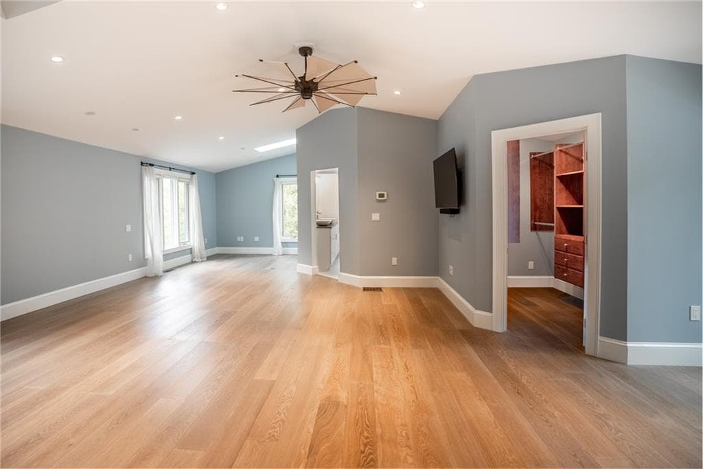 Single Family Residence at 40 Lazywood Lane, Tiverton, photo 10 of 40
